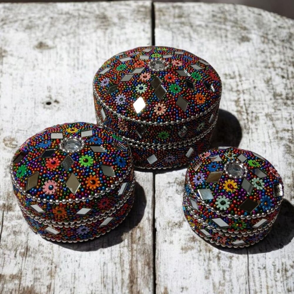 3 Round Mirrored Nesting Trinket Boxes Beads Flowers Mirrors